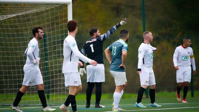 Leeds eye Elvedi and Suzuki as Farke prioritises defensive overhaul